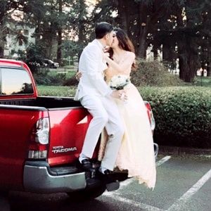 Meet your Posher, Hong